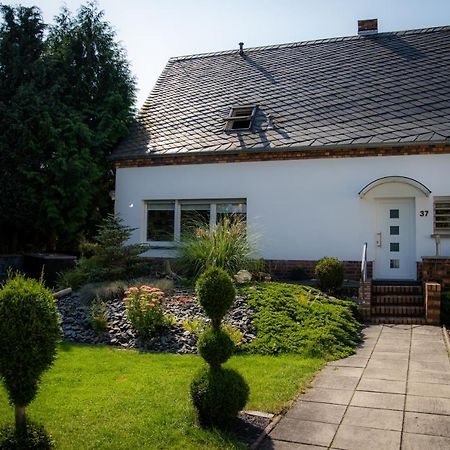 Unterschlupf Radeberg Mit Garten & Whirlpool Extérieur photo